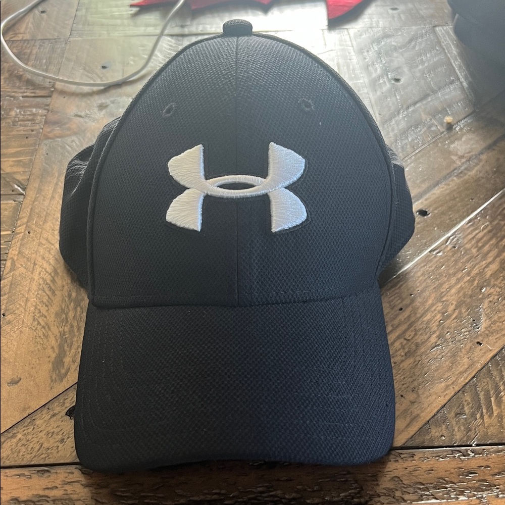 Under Armour Black and White Logo Cap